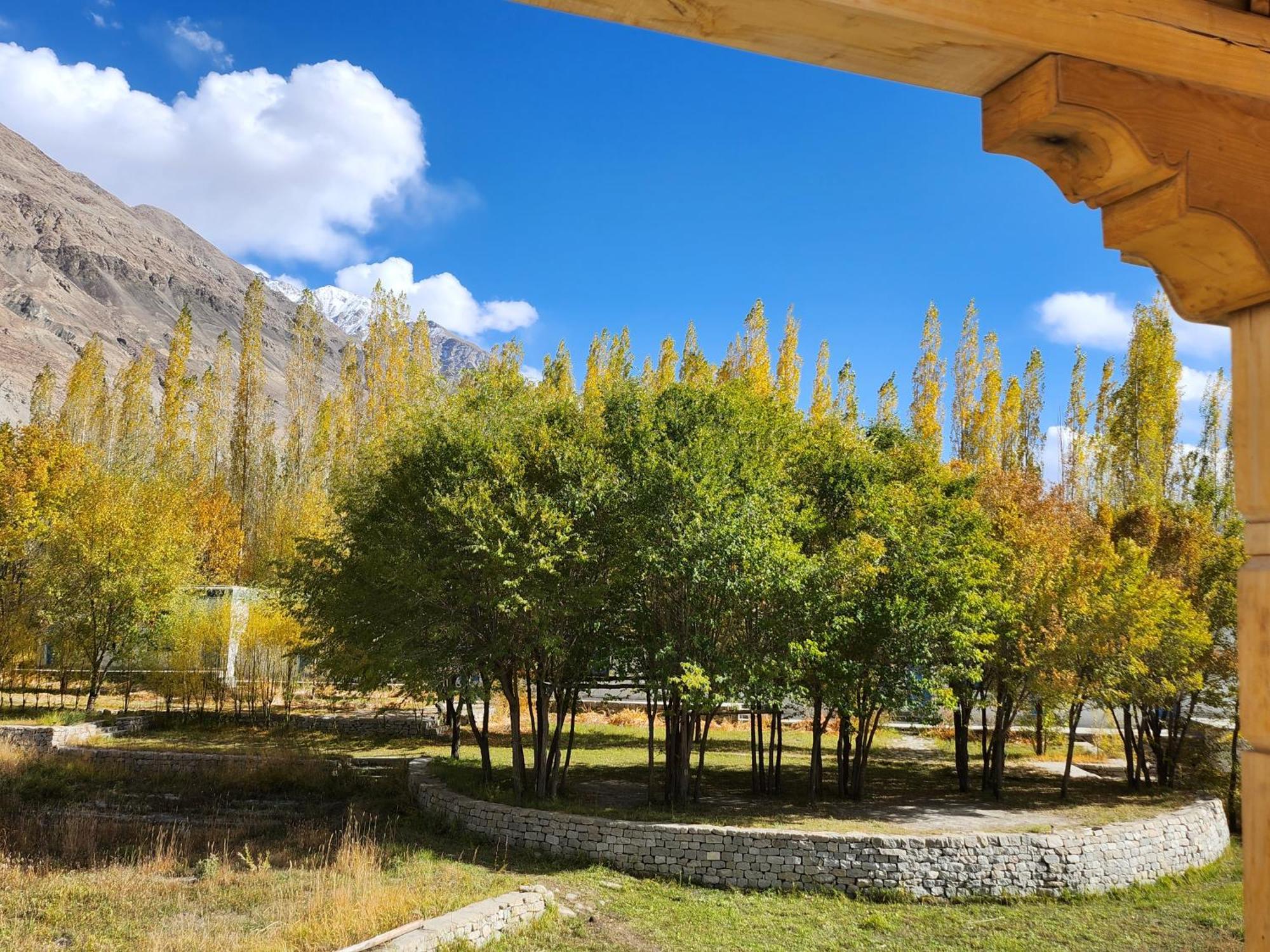 Lharimo Hotel Leh - Ladakh מראה חיצוני תמונה